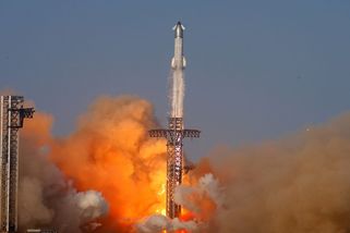 Společnost SpaceX odložila desátý testovací let kosmické lodi Starship - Novinky